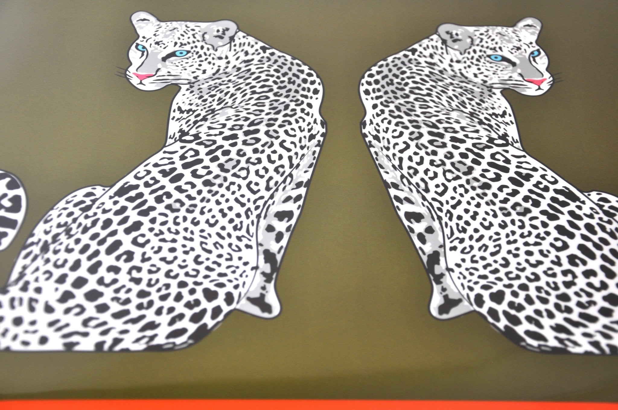 Luxury Lacquered Wood Backgammon - Leopard Finish